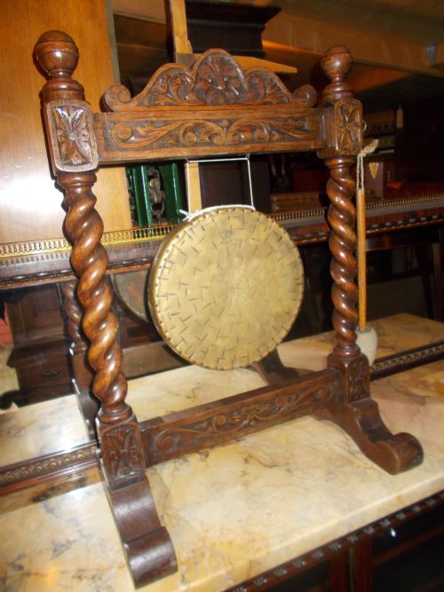 Late Victorian Carved Oak Table Dinner Gong