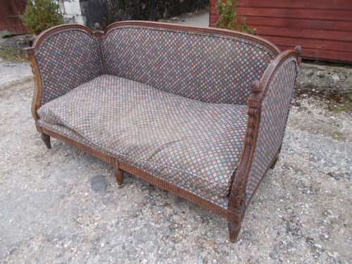 Carved Walnut Settee Daybed