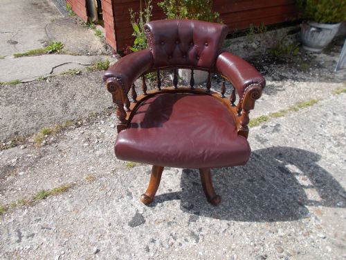 Late Victorian Walnut Revolving Desk Chair