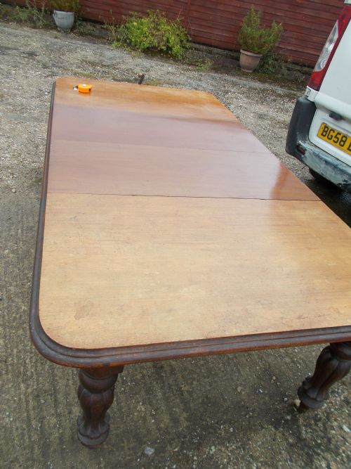 Mid-19th Century Mahogany 2 Leaf Extending Dining Table
