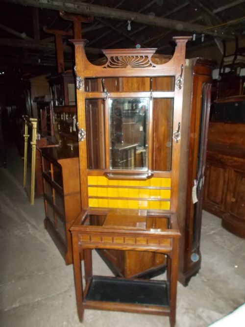 Arts and Crafts Oak Hallstand.