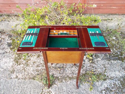 Early 20th Century Mahogany Sewing Table