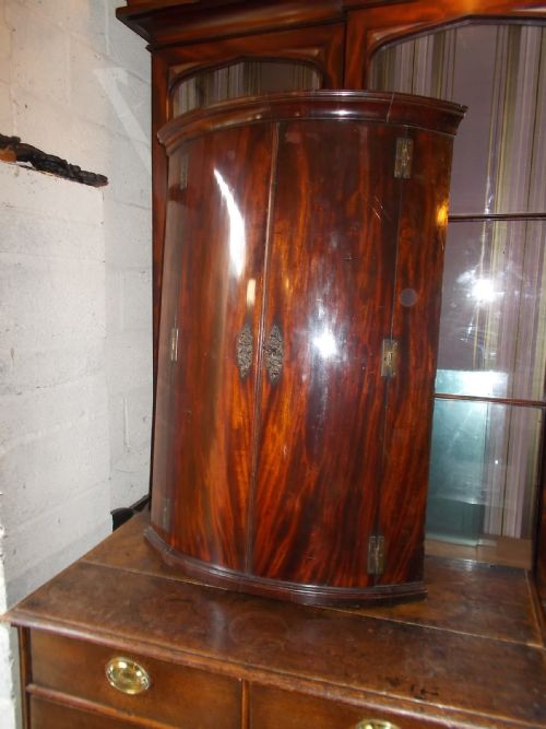 Georgian Mahogany 2 Door Bowfront Corner Cupboard