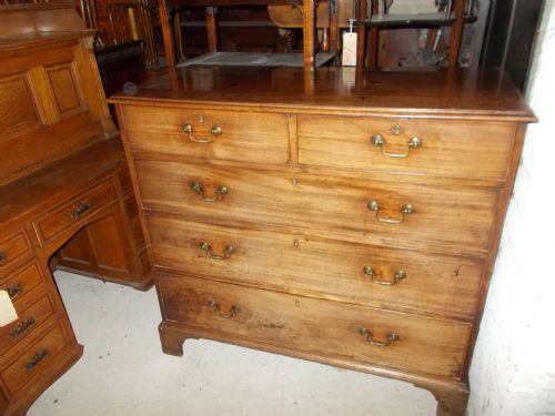 Late Georgian Mahogany Chest of Drawers
