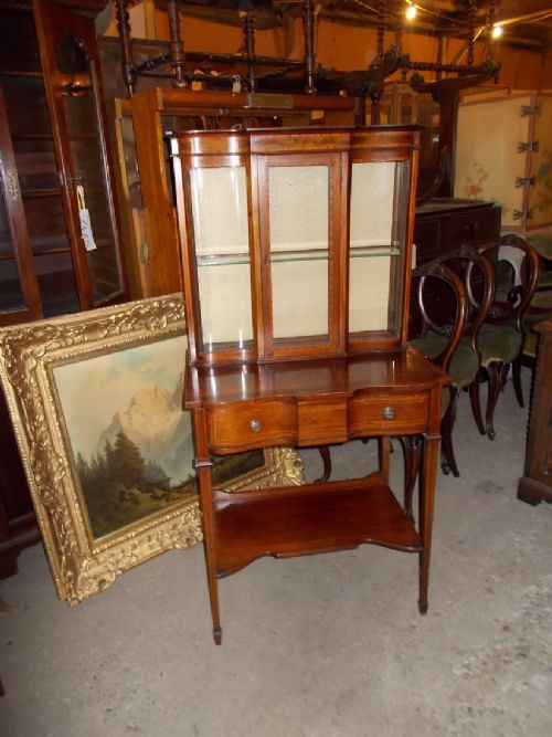 Pretty Inlaid Edwardian Display Cabinet Vitrine