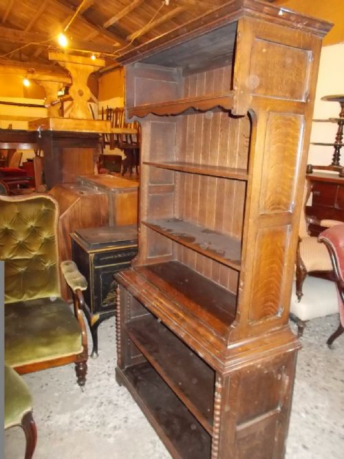 Early 20th Century Oak Open 2 Section Bookcase