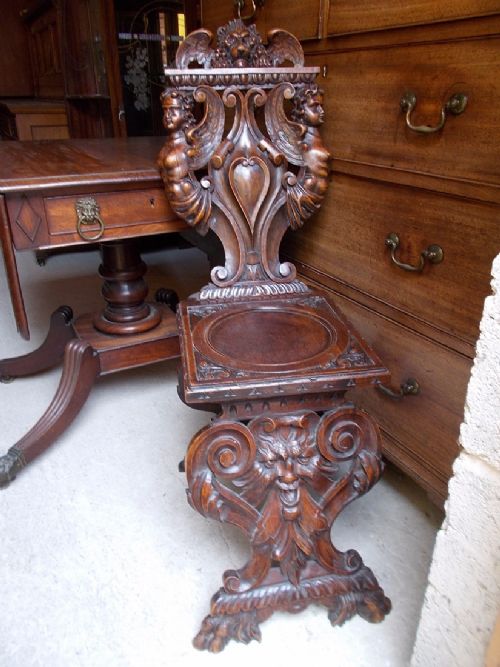 Late 19th Century Carved Walnut Hall Chair
