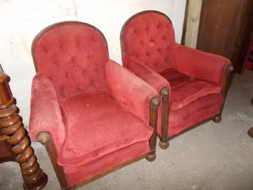 Pair of Early 20th Century Button Back Upholstered Chairs