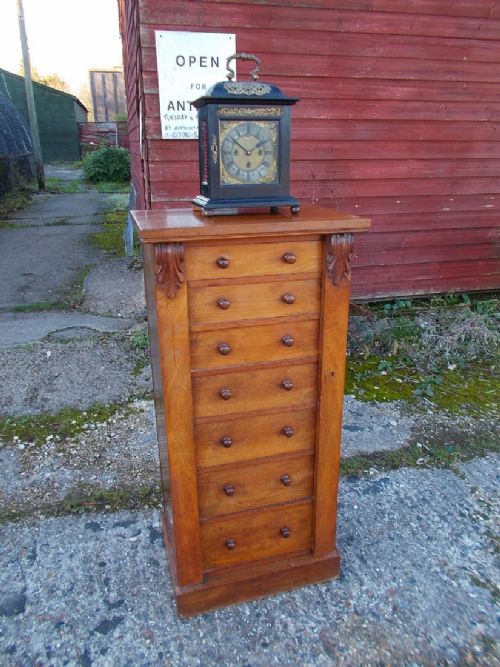Mid Victorian Walnut 7 Drawer Wellington Chest