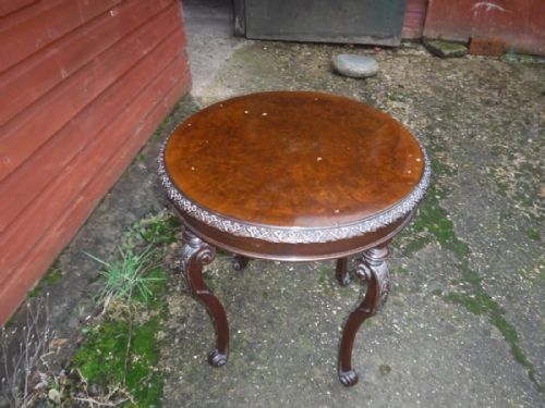 Early 20th Century Walnut Occasional Table