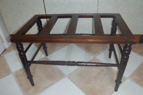 Edwardian Slatted Luggage Stand