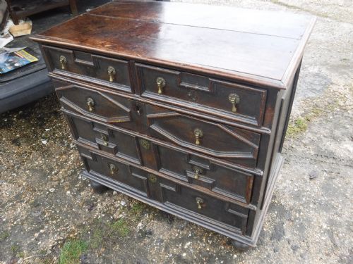Late 17th Century Oak Chest of 4l Drawers
