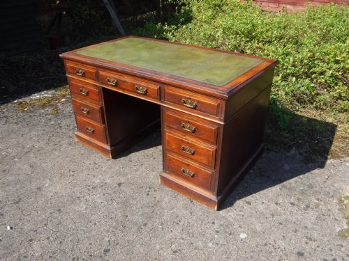 Late 19th Century Pedestal Desk by Maple and Co