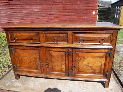 Early 20th Century Panelled Oak Dresser Base.
