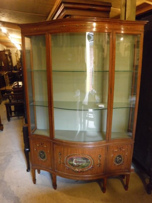 Good Quality Edwardian Painted Satinwood Display Cabinet