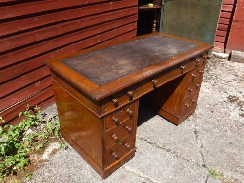 Neat Late Victorian Kneehole Pedestal Desk