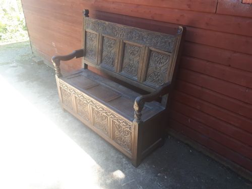 Antique Carved Oak Hall Seat.
