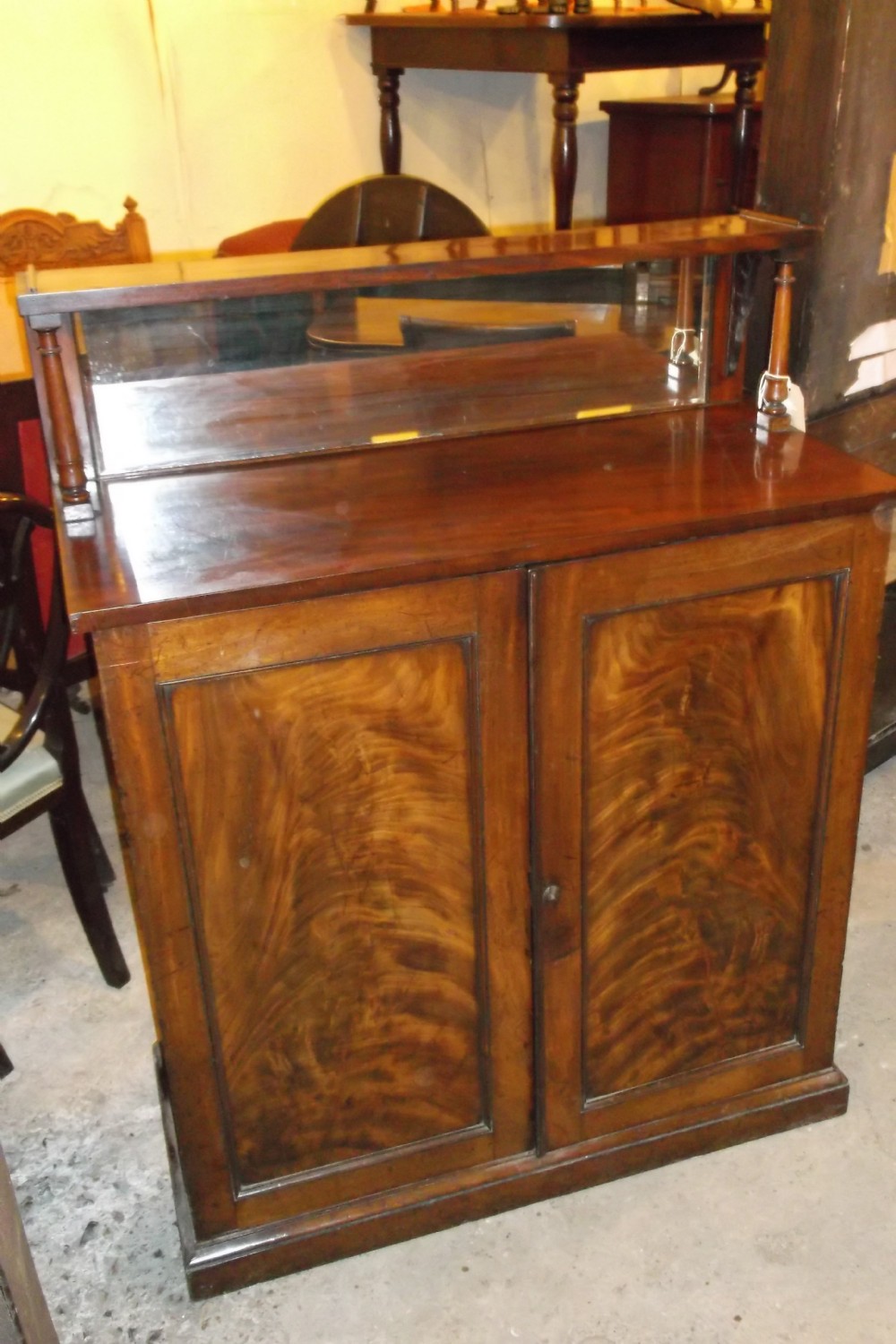 Regency mahogany 2 door side cabinet