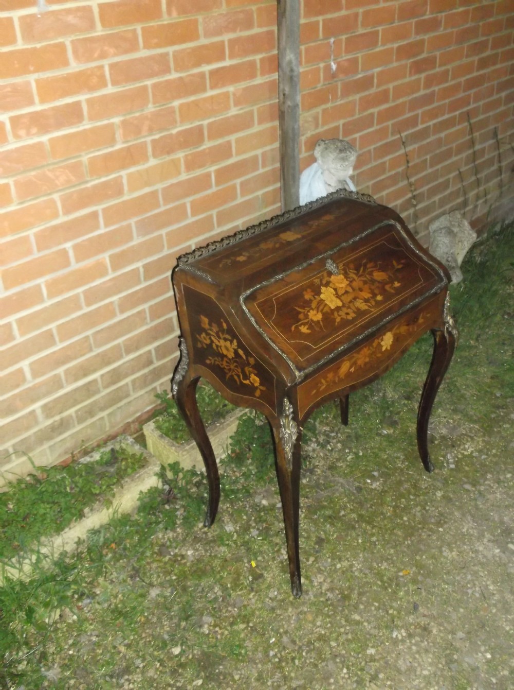 Inlaid rosewood writing bureau