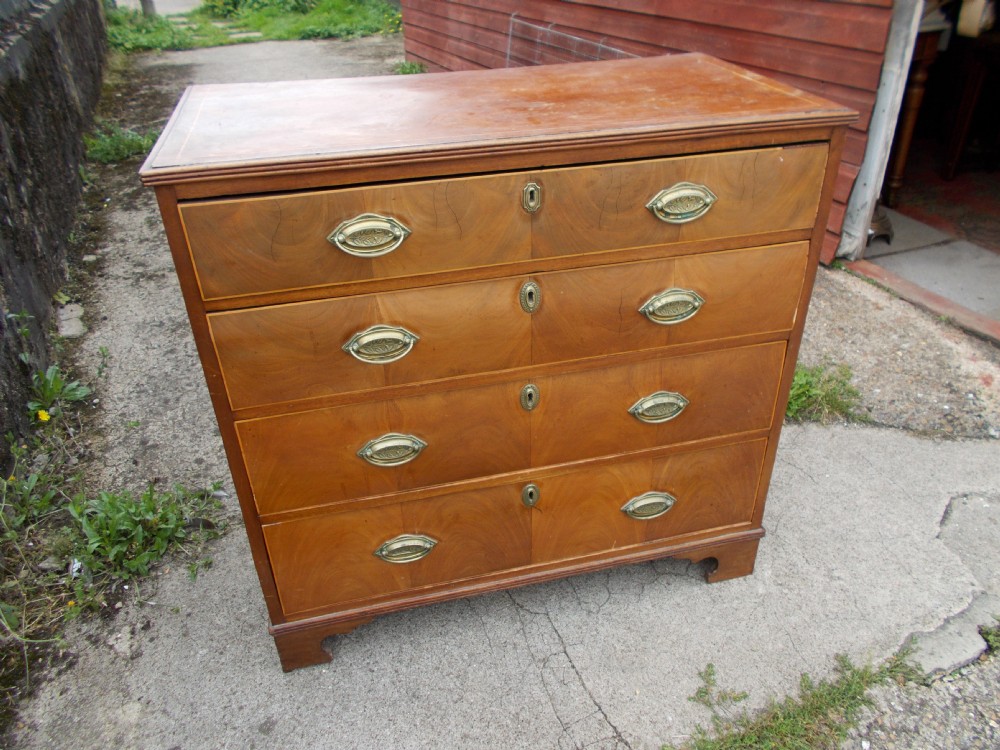 Early 19th century chest of 4l drawers