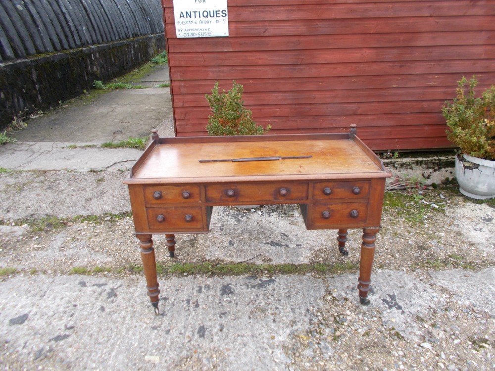 Victorian mahogany writing table