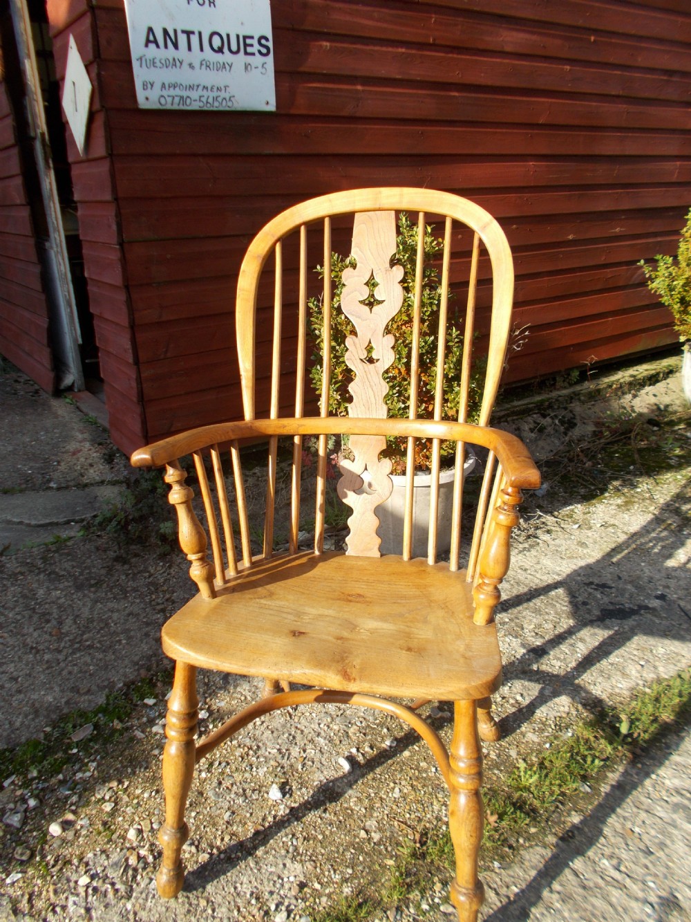 19th century Elm windsor armchair