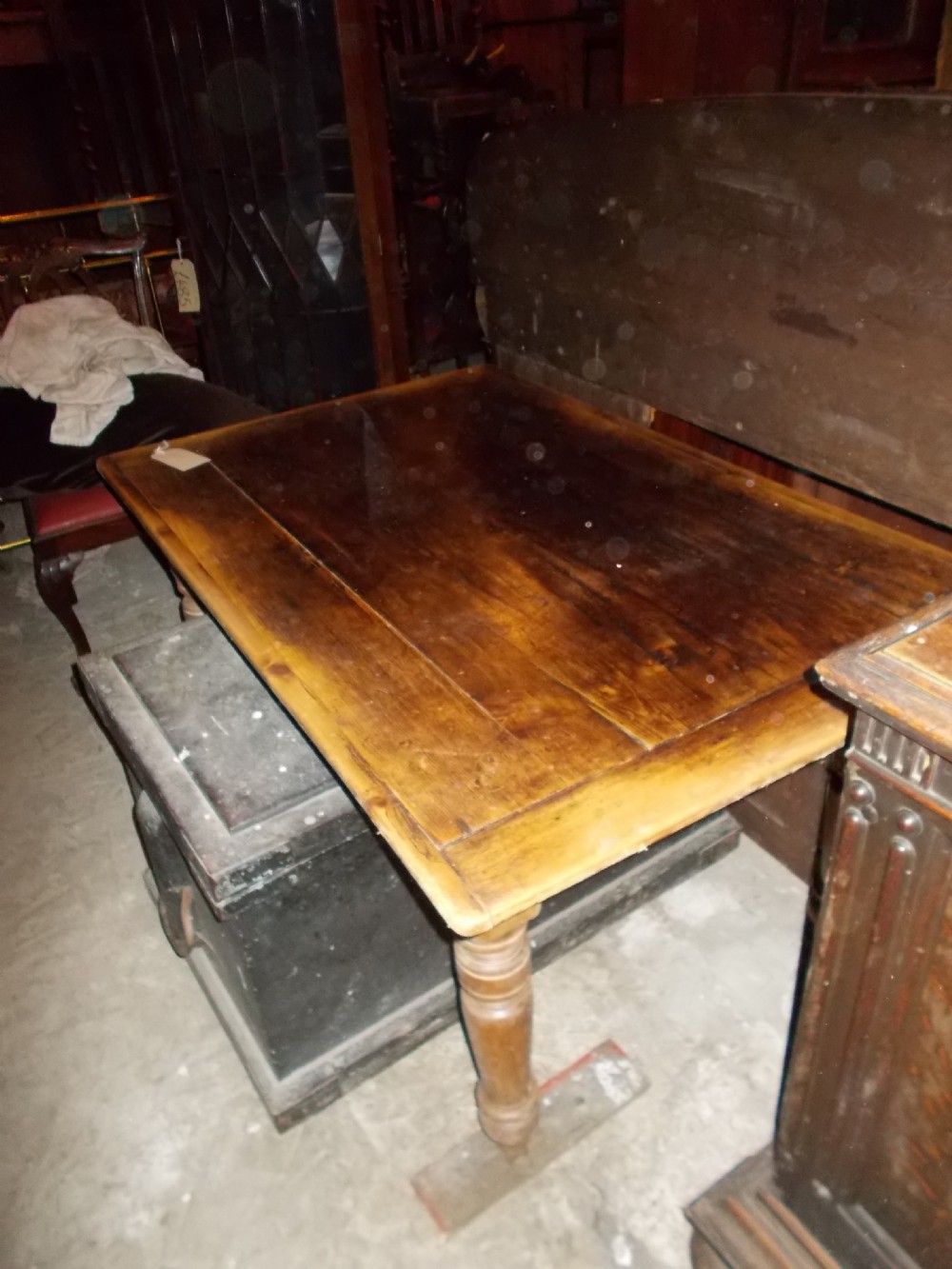 Late Victorian pine kitchen table