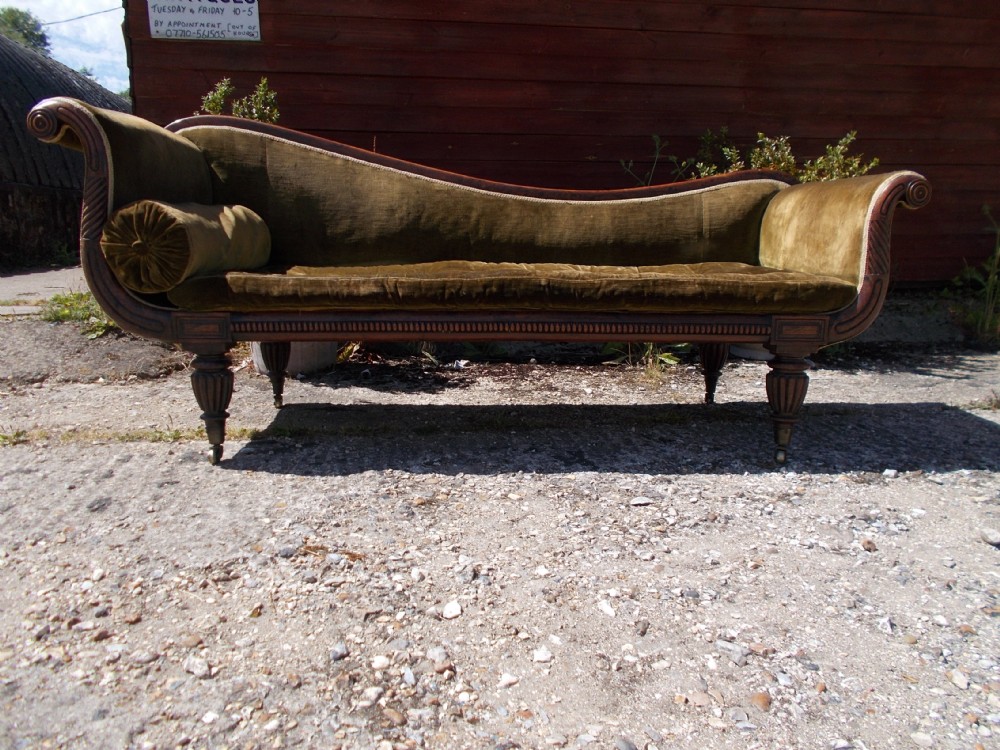 Elegant Regency chaise longue
