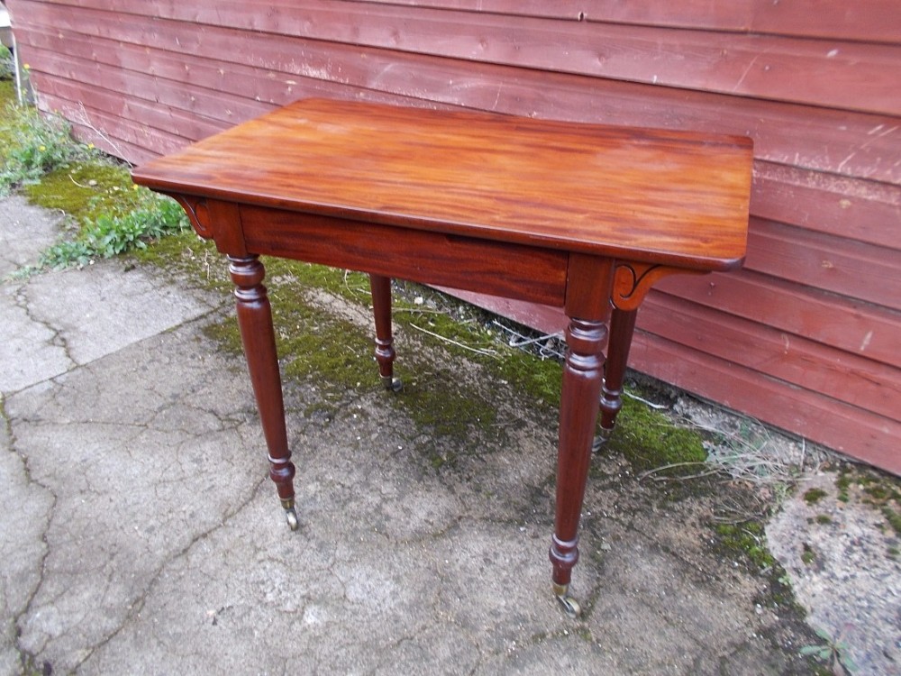 Mid-19th century single drawer mahogany side table