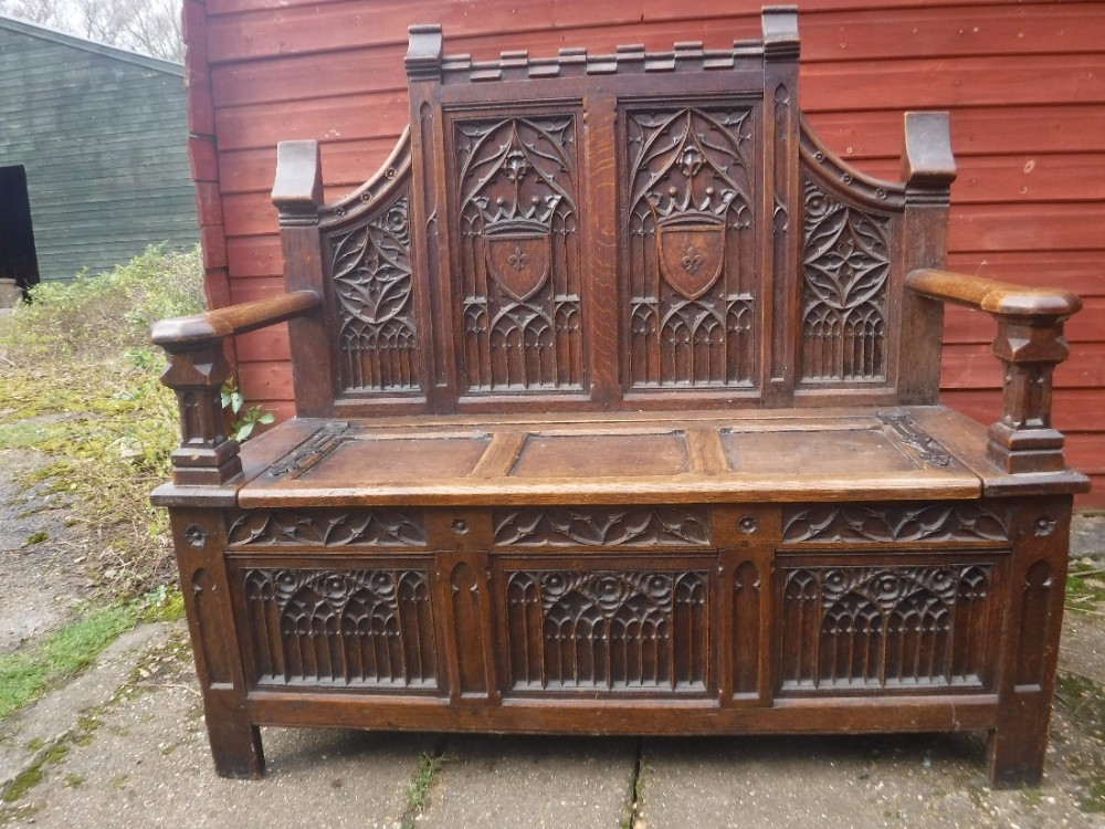 19th century carved oak Gothic hall seat