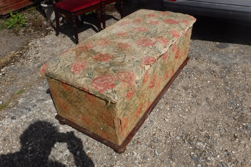 Large 19th century  country house box ottoman stool