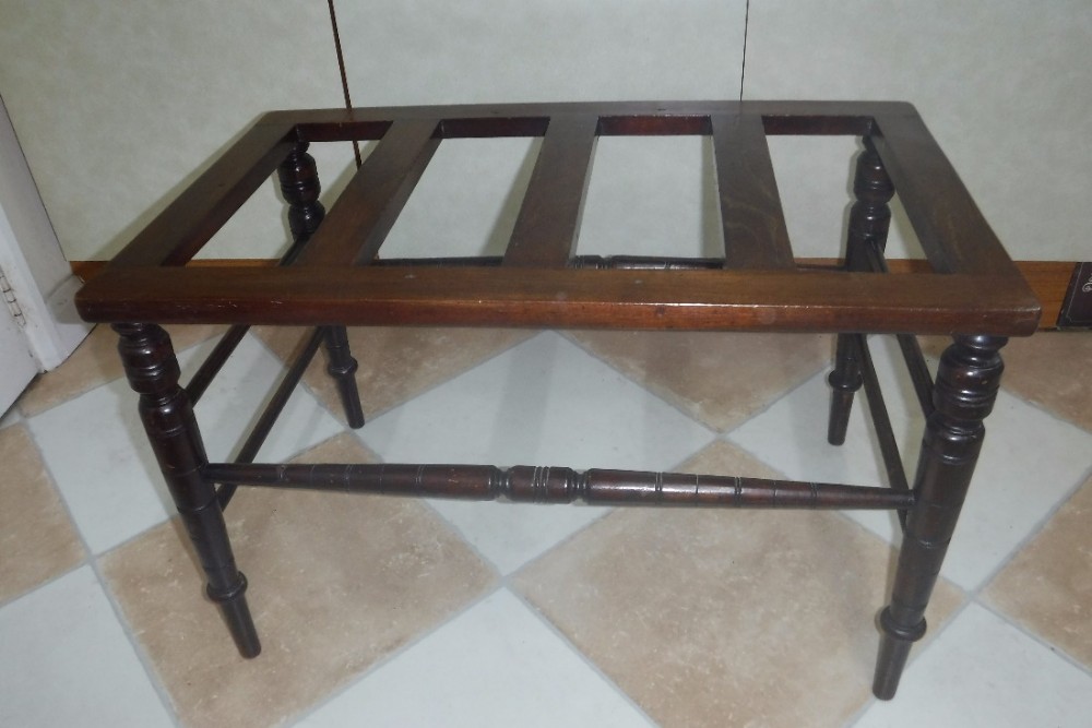Edwardian slatted luggage stand