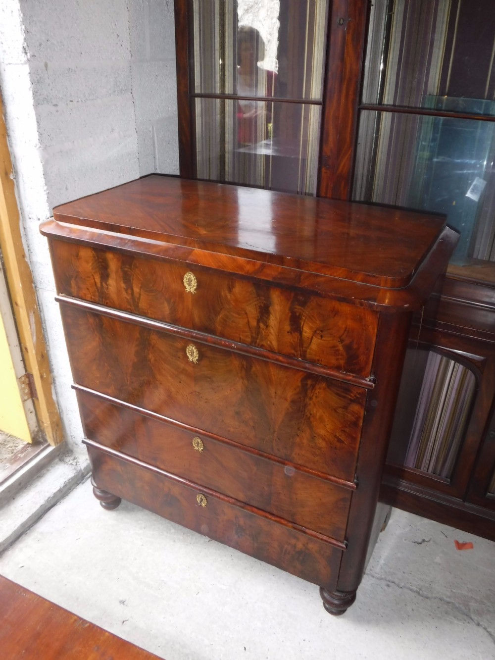 19th century mahogany 4 drawer chest of drawers View II
