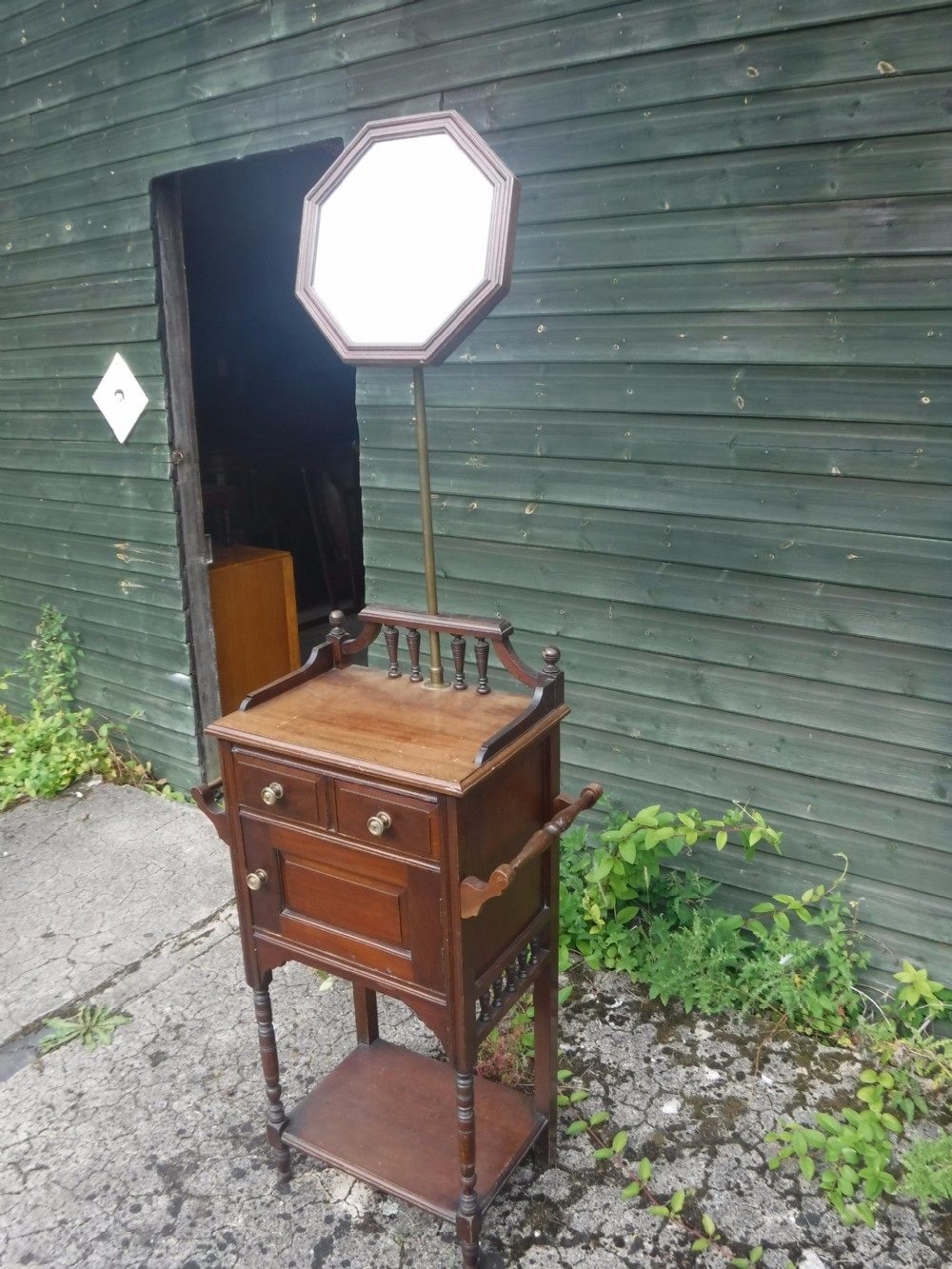 Late 19th century shaving stand View II