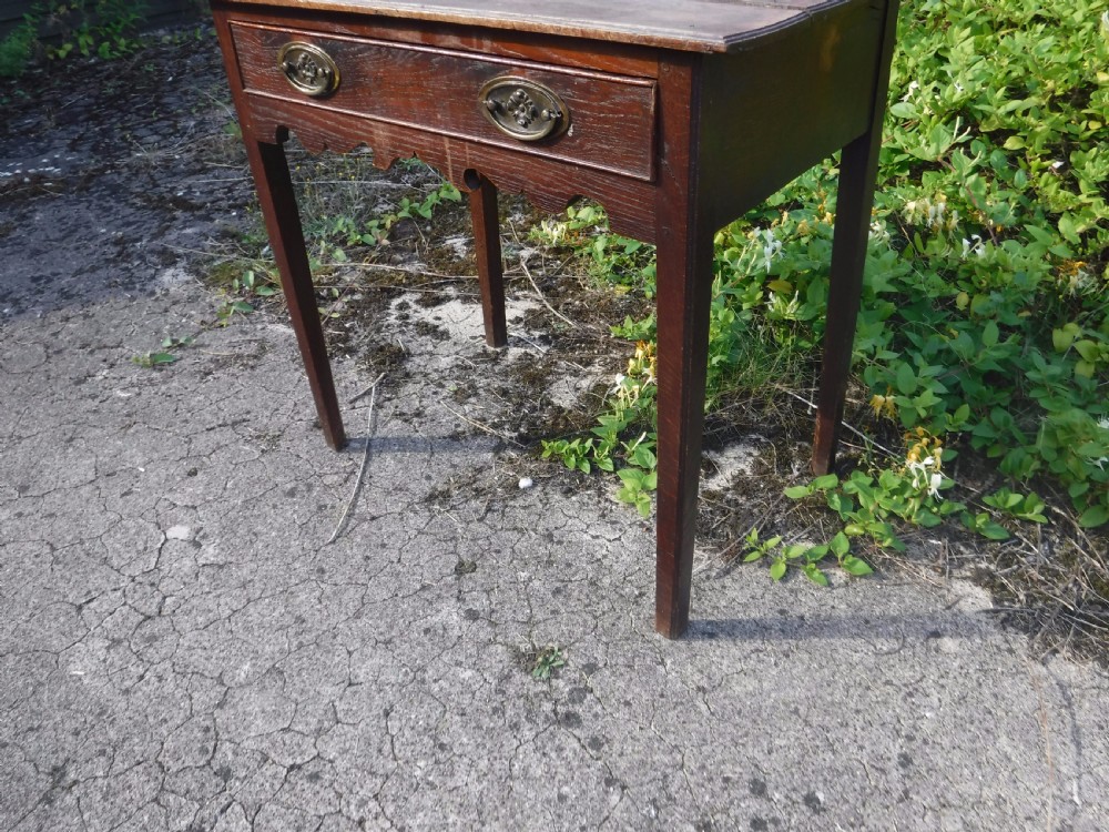 Late Georgian oak single drawer side table View II