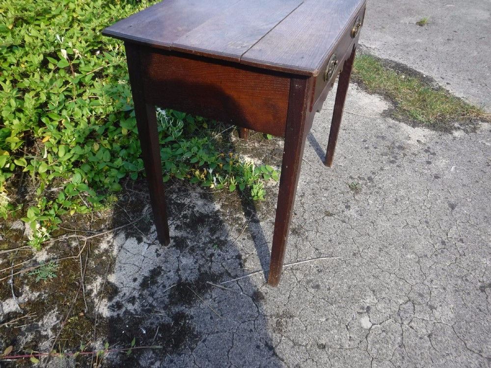 Late Georgian oak single drawer side table View III