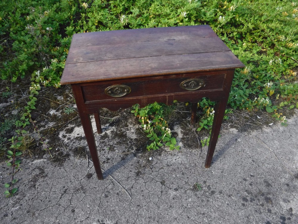 Late Georgian oak single drawer side table View V