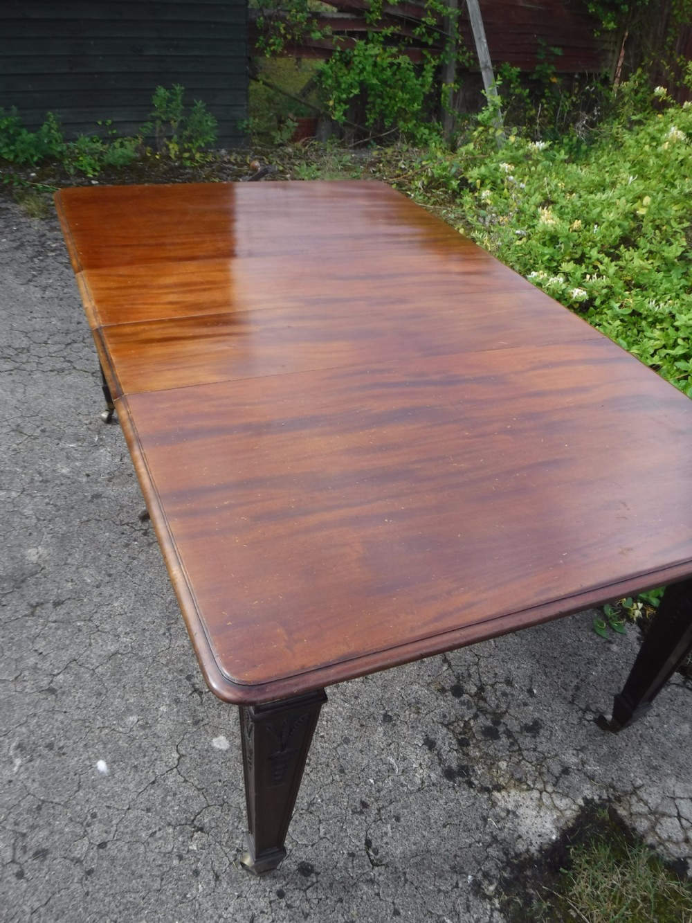 Good and neat mahogany 8 seater extending dining table View IX