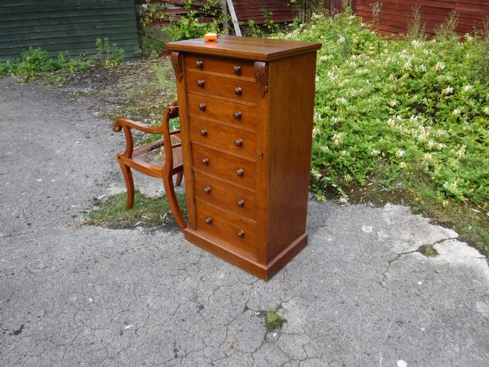 Victorian oak 7 drawer Wellington chest with makers stamp View X