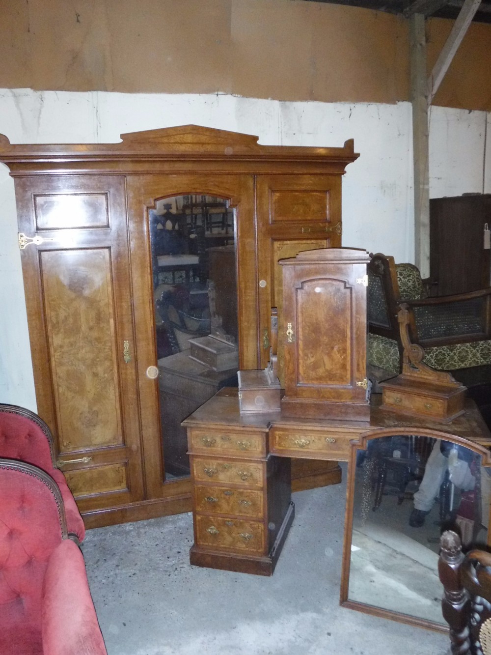 Late 19th century Shapland and Petter 3 piece suite View XVI