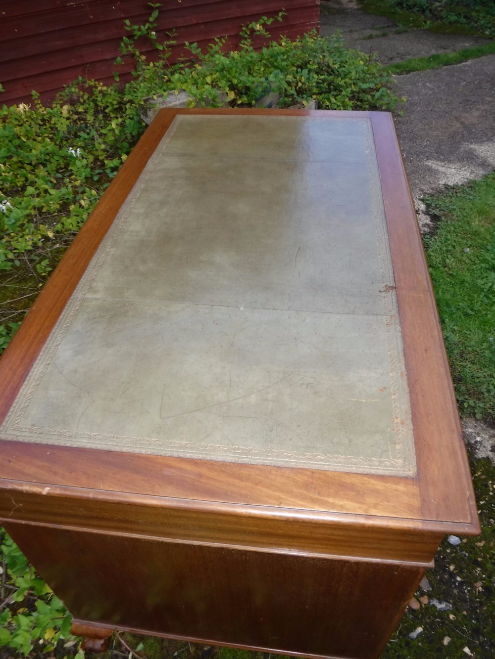 Early 20th century mahogany kneehole pedestal desk View III