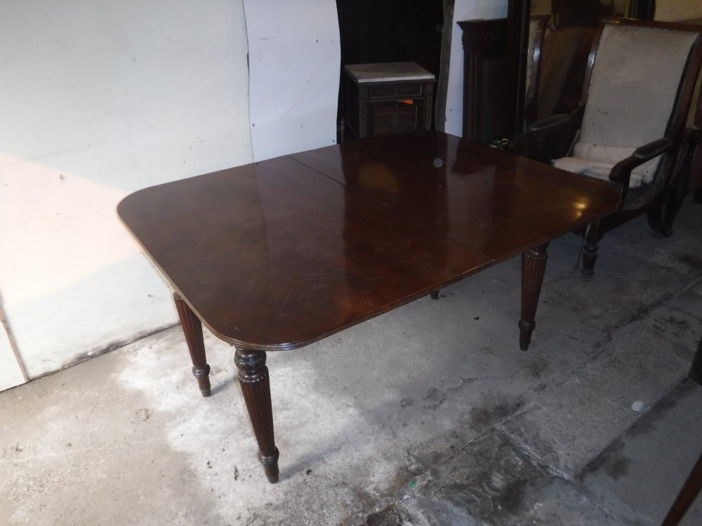 Early 19th century  extending campaign dining table View XIV