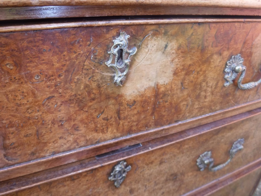  18th century chest of 4 long drawers View VII