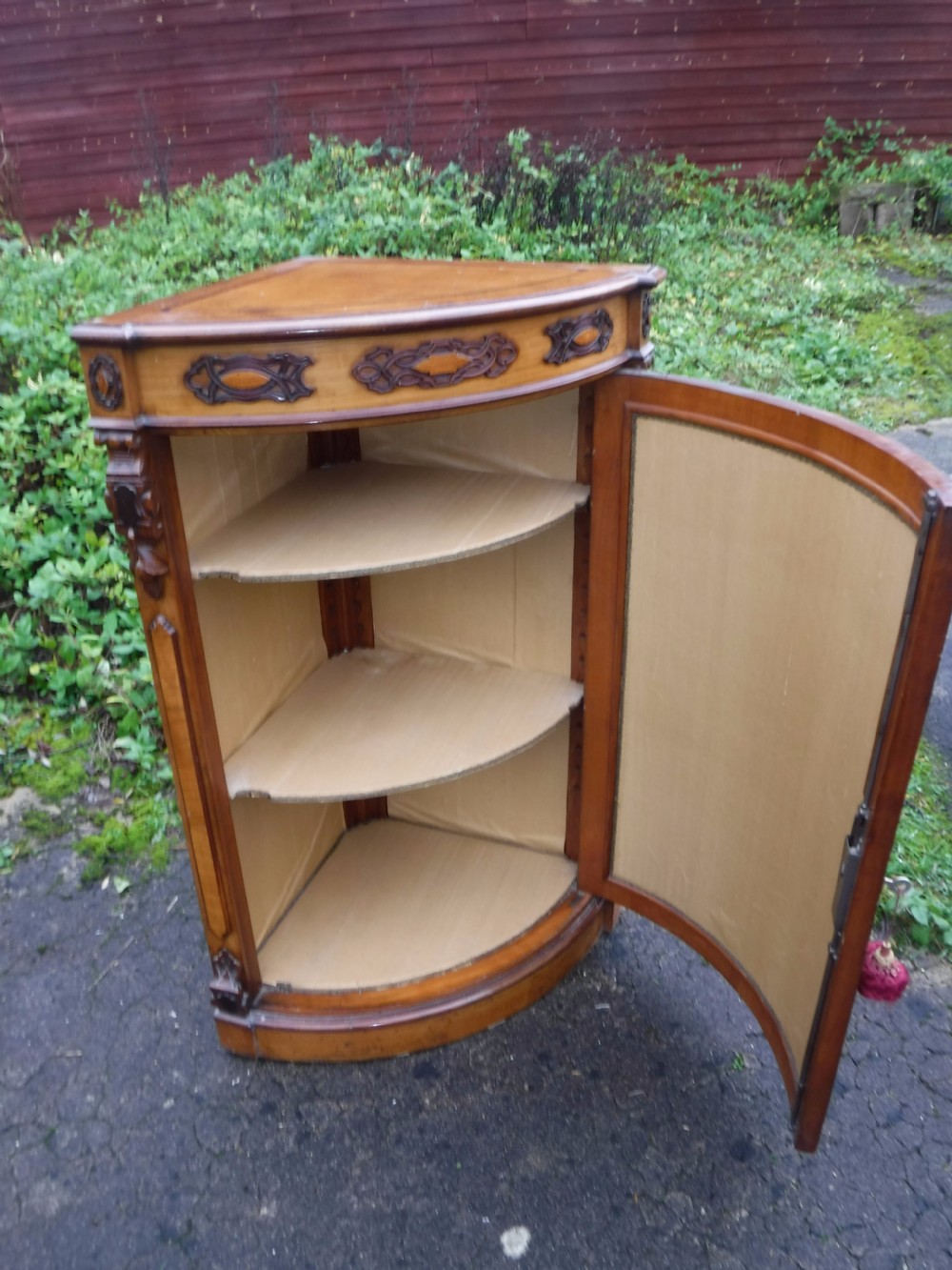 19th century Italian floor standing corner  cabinet View III