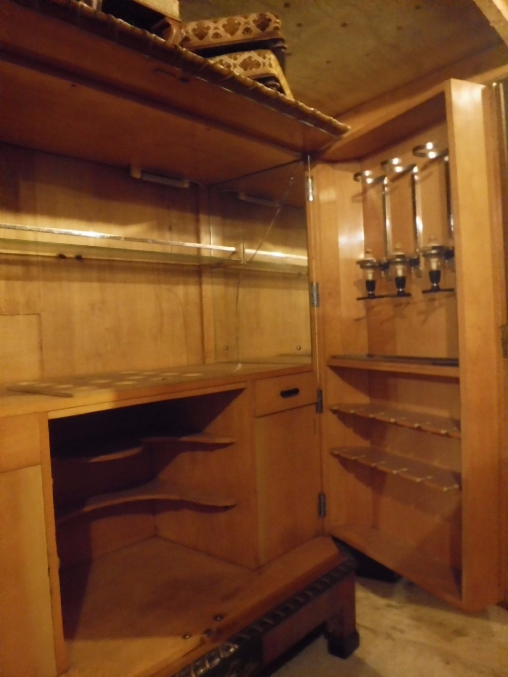 Large early 20th century satinwood cocktail cabinet,fitted interior. View XII
