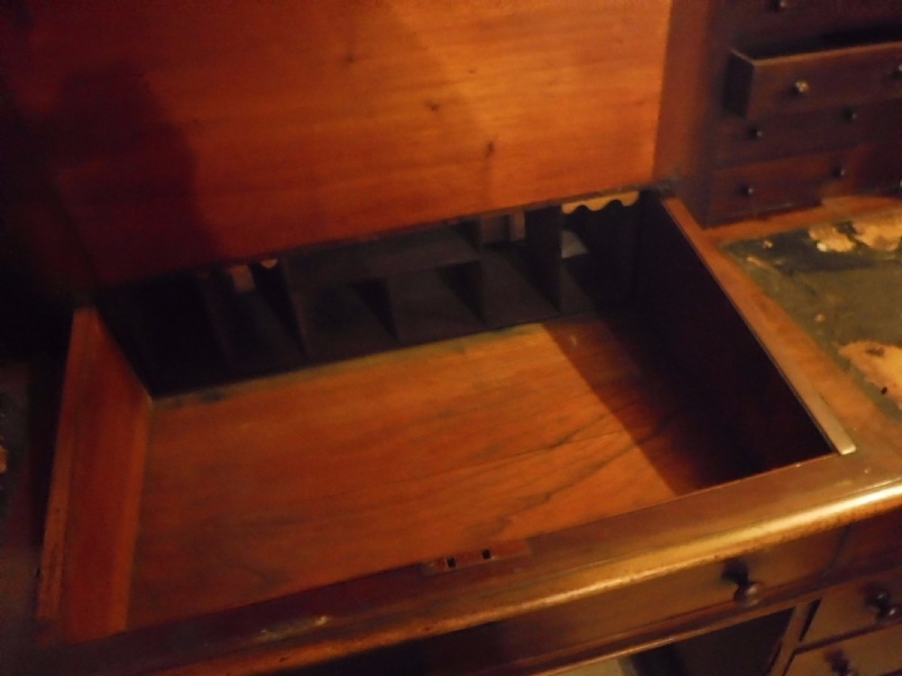 19th century mahogany kneehole pedestal 