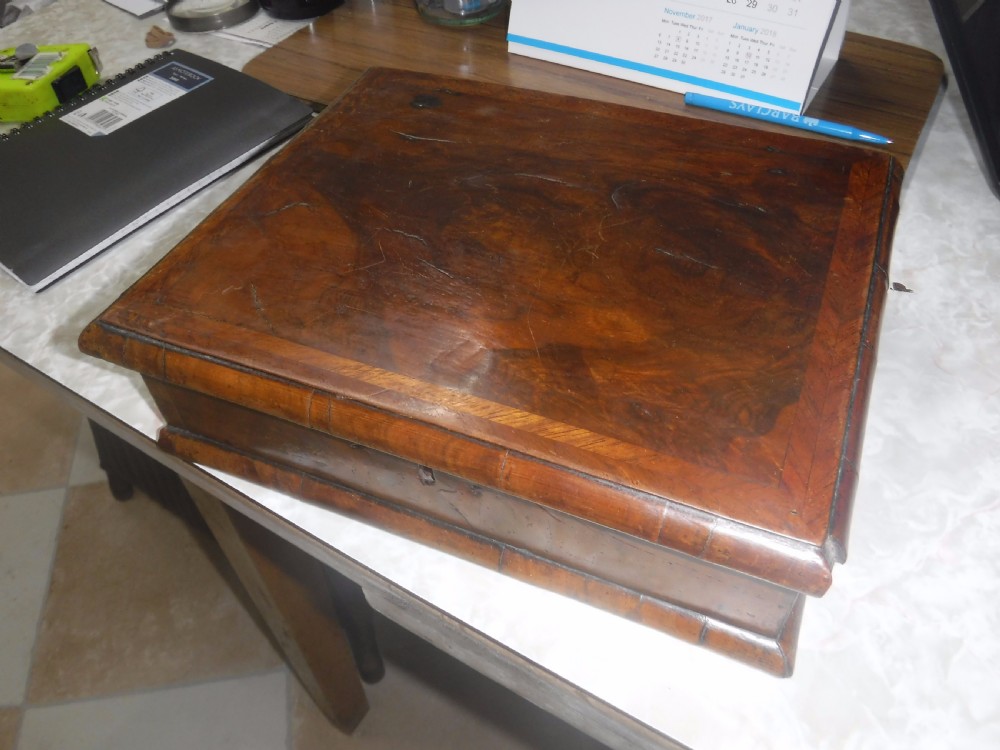 Small 18th century walnut lace box View VI