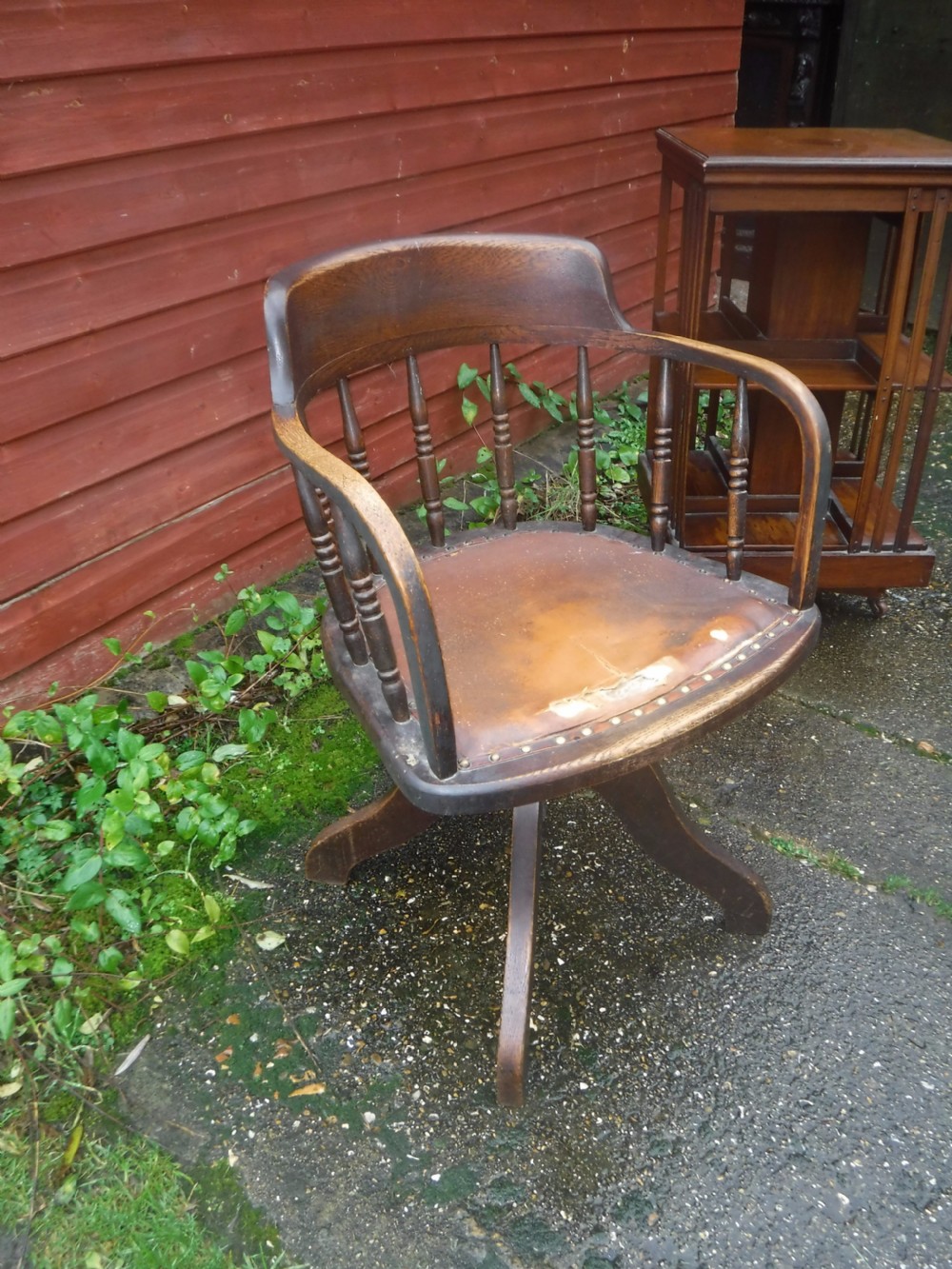 Oak  height adjustable and revolving desk armchair View III