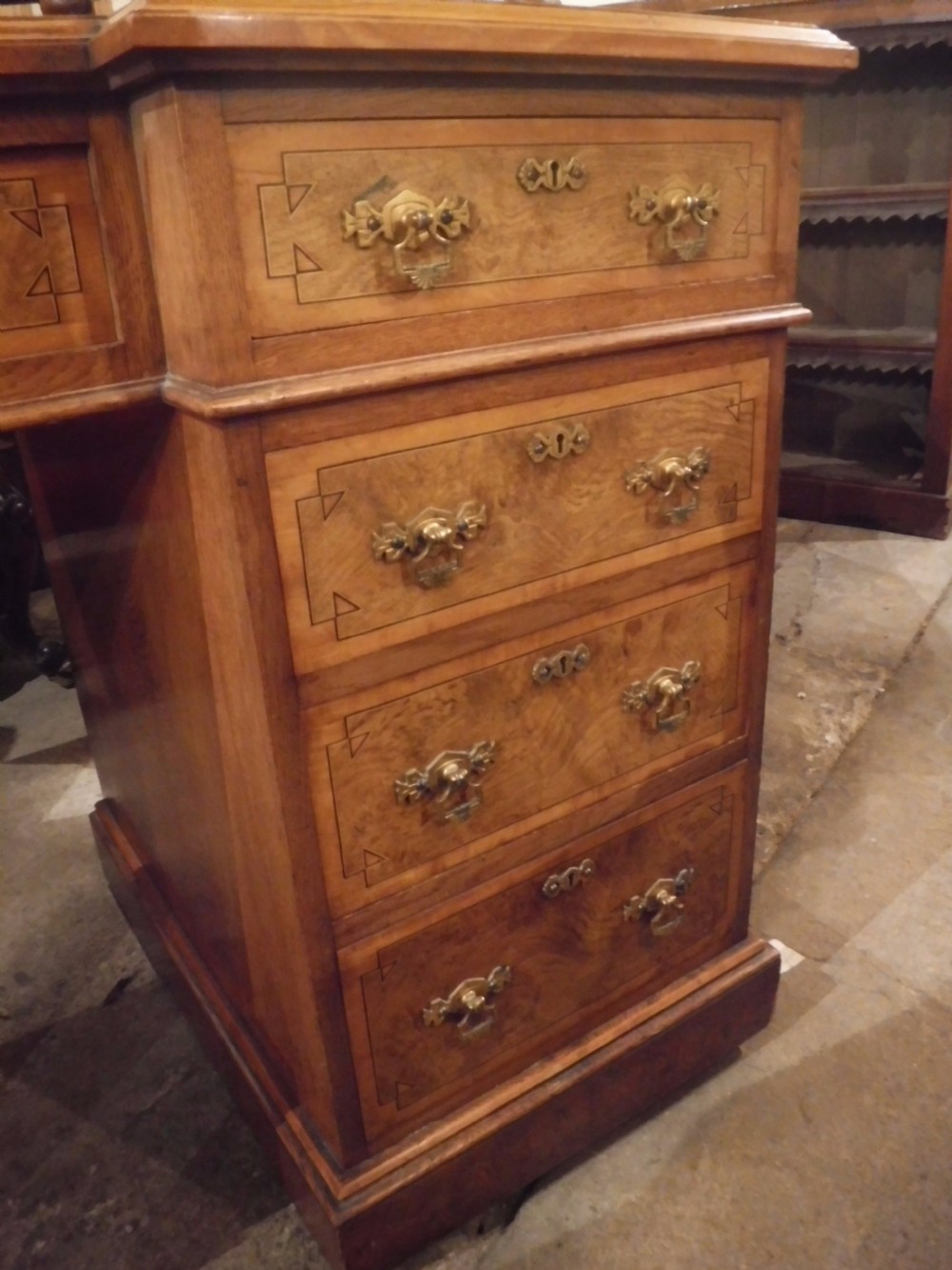 Good quality burr oak kneehole desk by Shapland and Petter View IV