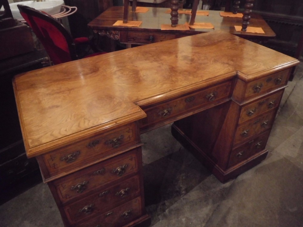 Good quality burr oak kneehole desk by Shapland and Petter View VII